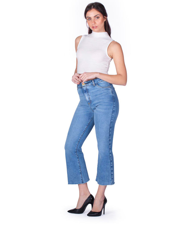 High Waisted Cropped Bootcut Fit Jeans - Sustainable and Made in Italy